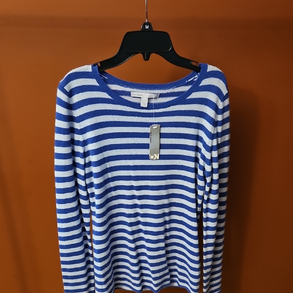 Old Navy Blue and White Fitted Crew Neck Sweatshirt